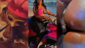 Leaks of woman fucking sugar daddy dick with grey pubes