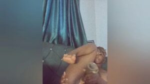 Lagos big girl advertising her pussy on Snapchat