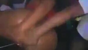 Watch How This Girl is Fingered in Nairobi Nightlife