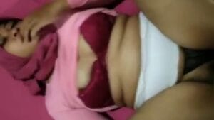 Tanzanian BBW in Hijab Loves Dick
